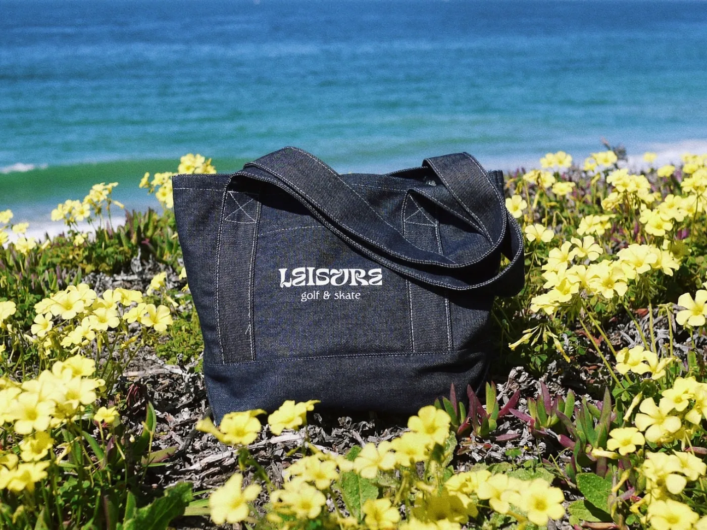 Indigo denim Leisure tote bag by the ocean